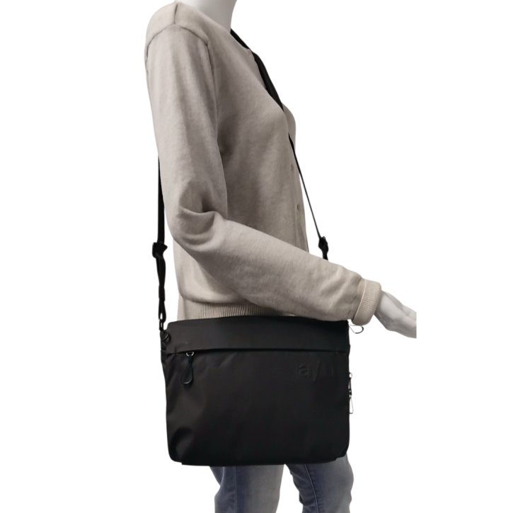 Aunts & Uncles AOKI RE LITE Umhängetasche black